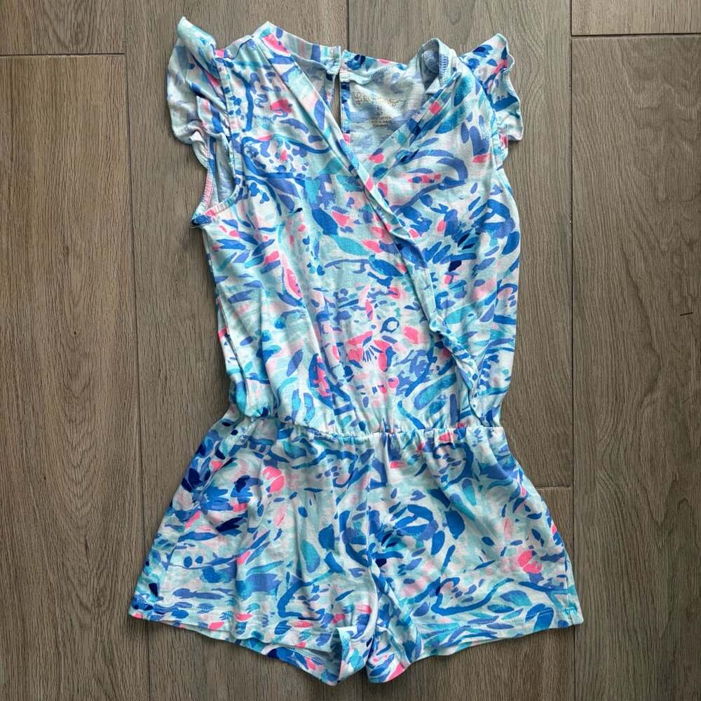 Lilly Pulitzer girls Romper Size 6-7 Blue Pink Abstract Print Flutter Sleeve